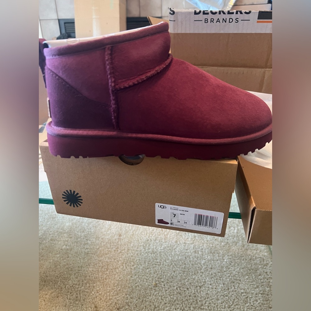 UGG Classic Ultra Mini Boots NEW IN BOX